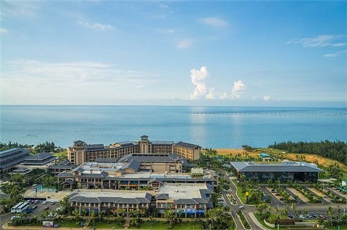 待甲60岁时赠与乙汽车一辆是期限还是条件（甲对乙享有60万元债权）